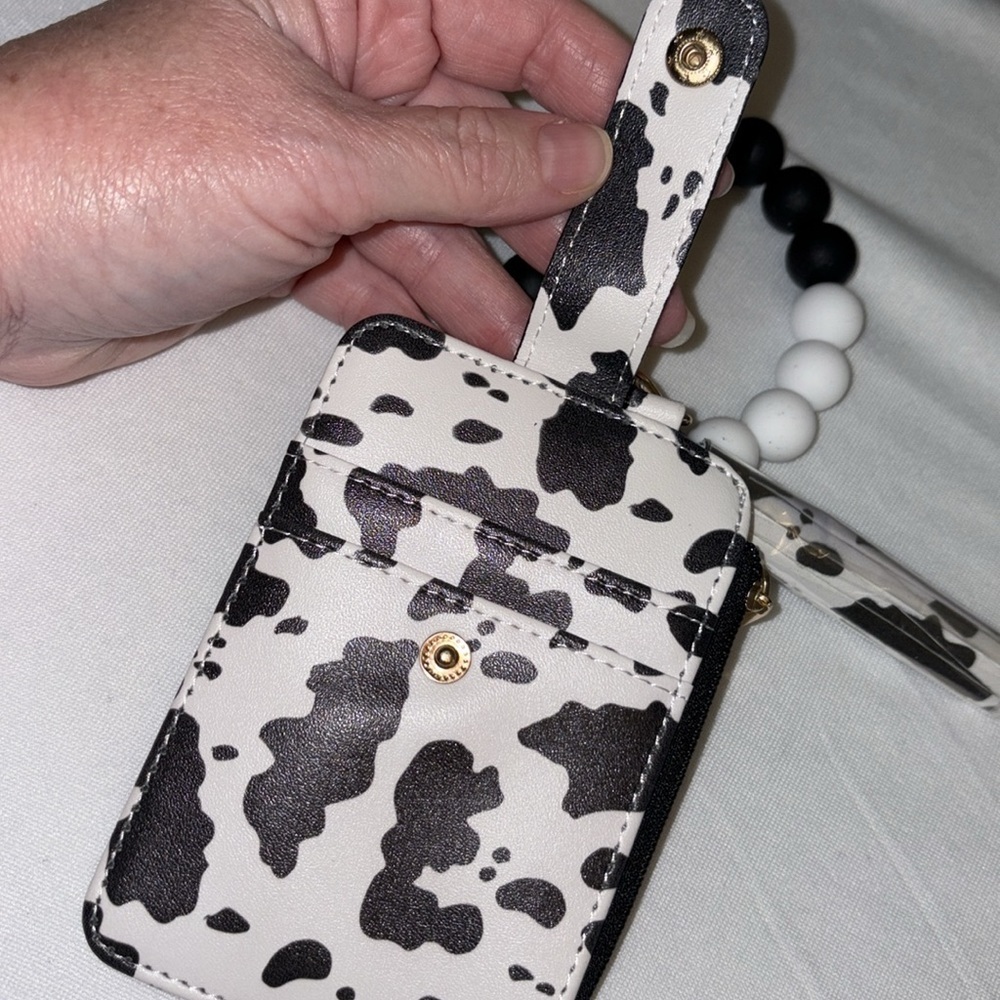 Cowhide print silicone beaded wristlet ID holder lightweight detach wallet New - Picture 5 of 5